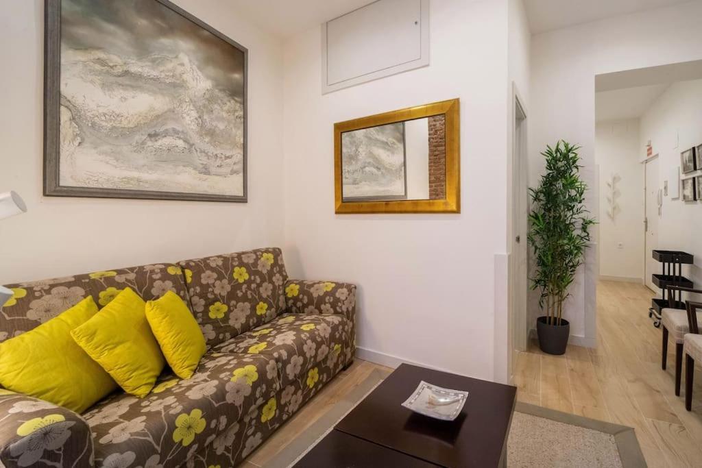 Apartment Malasana By Sharingco Madrid Exterior foto